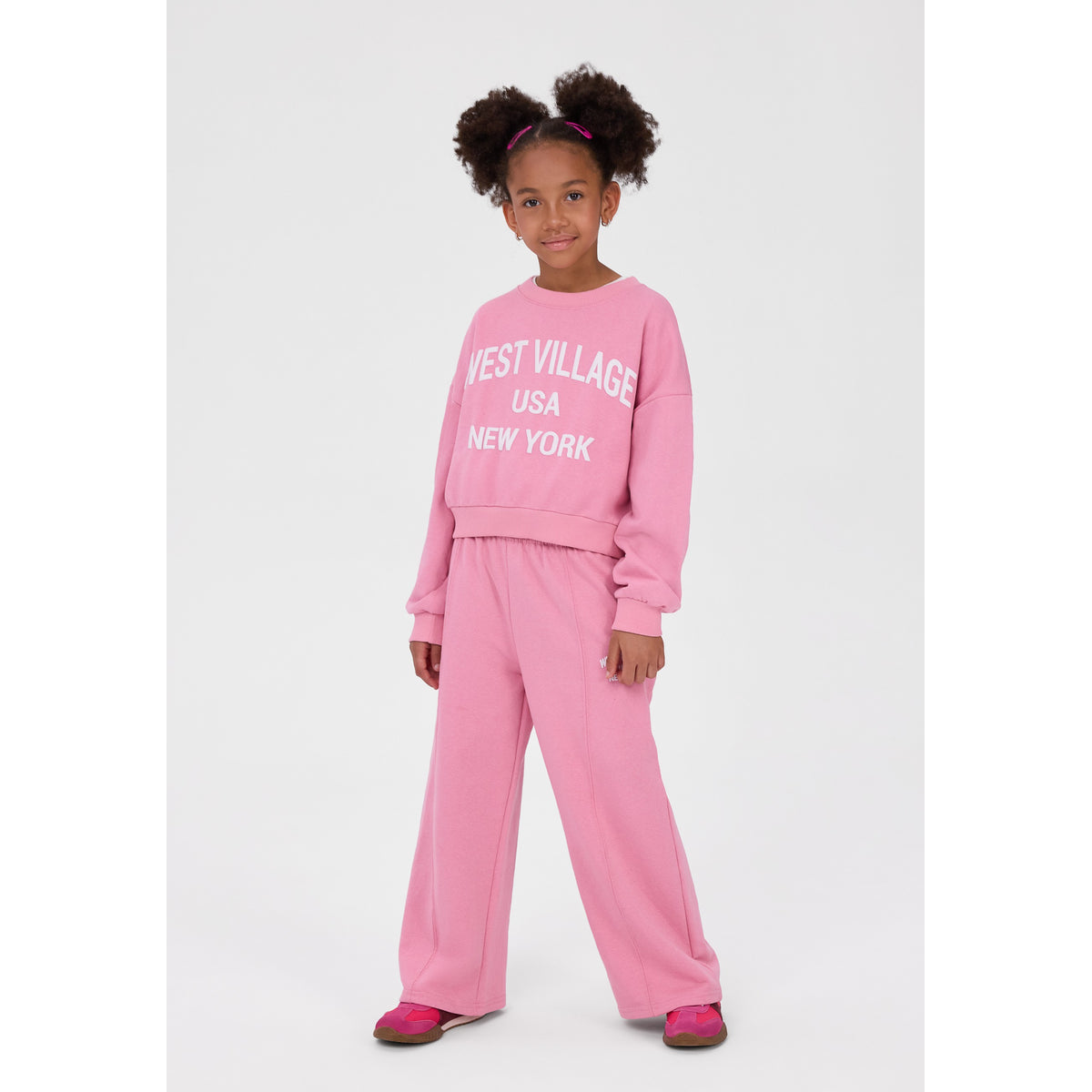 Girls' sweatshirt and wide leg trousers set in pink — complete product view for square Shop card