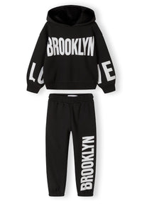 Colour: black