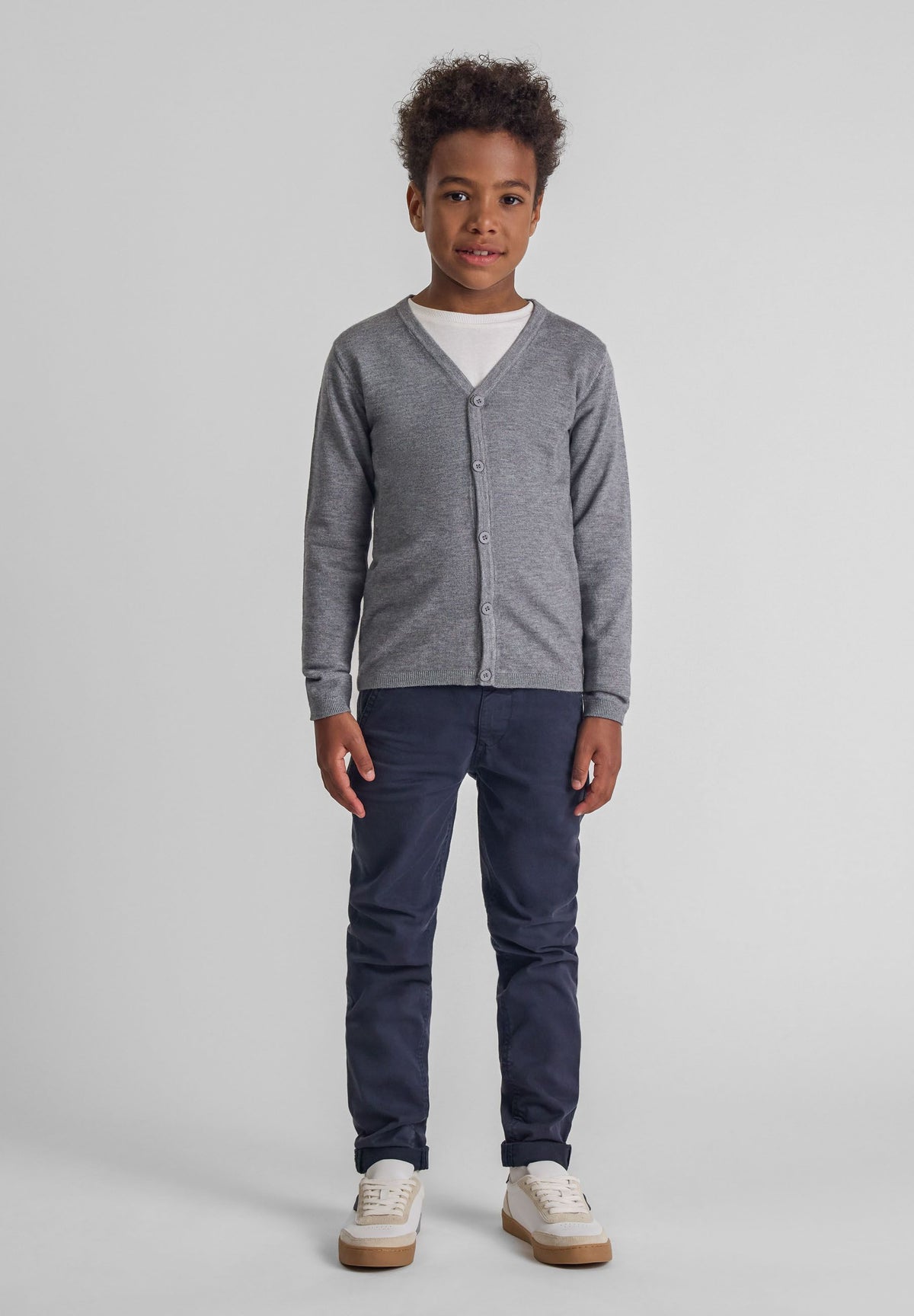 Grey v-neck cardigan, model front.