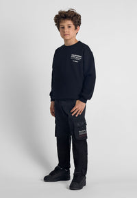 Colour: black
