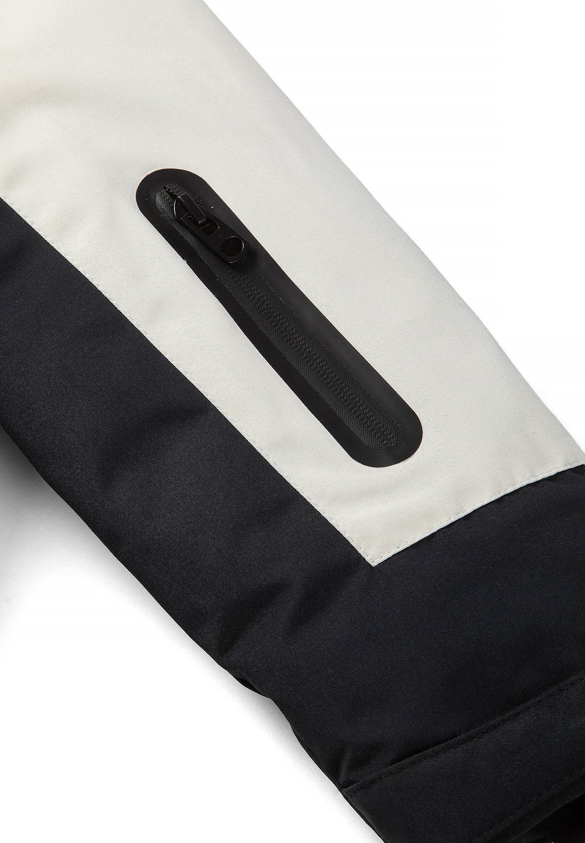 Black vertical zipped sleeve pocket set into the cream upper sleeve of the boys' parka.