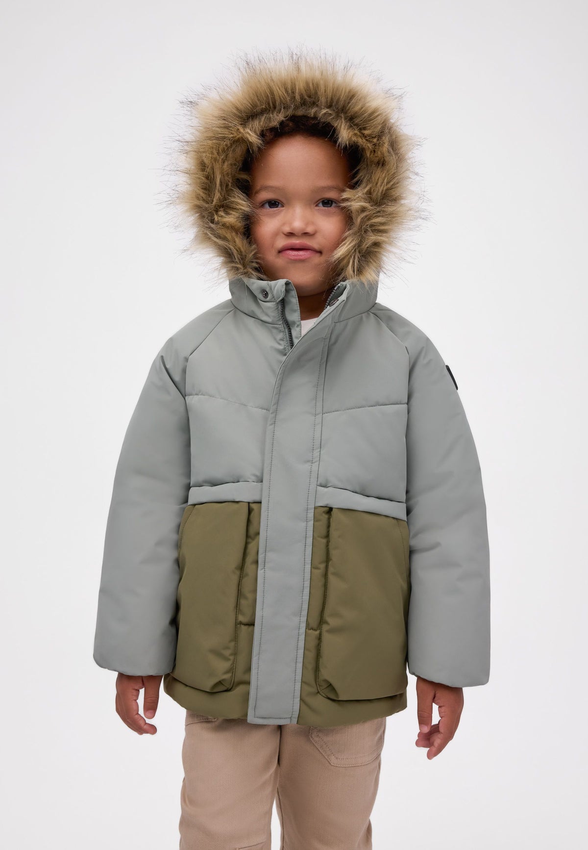 Quilted Parka, faux fur hood, sage and olive – Minoti 33COAT200, 3