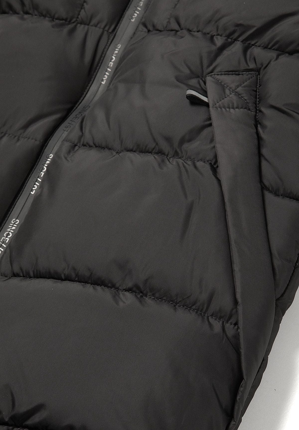 Boys' black padded coat, knee length with a fleece-lined hood – Minoti 33COAT510C, 10