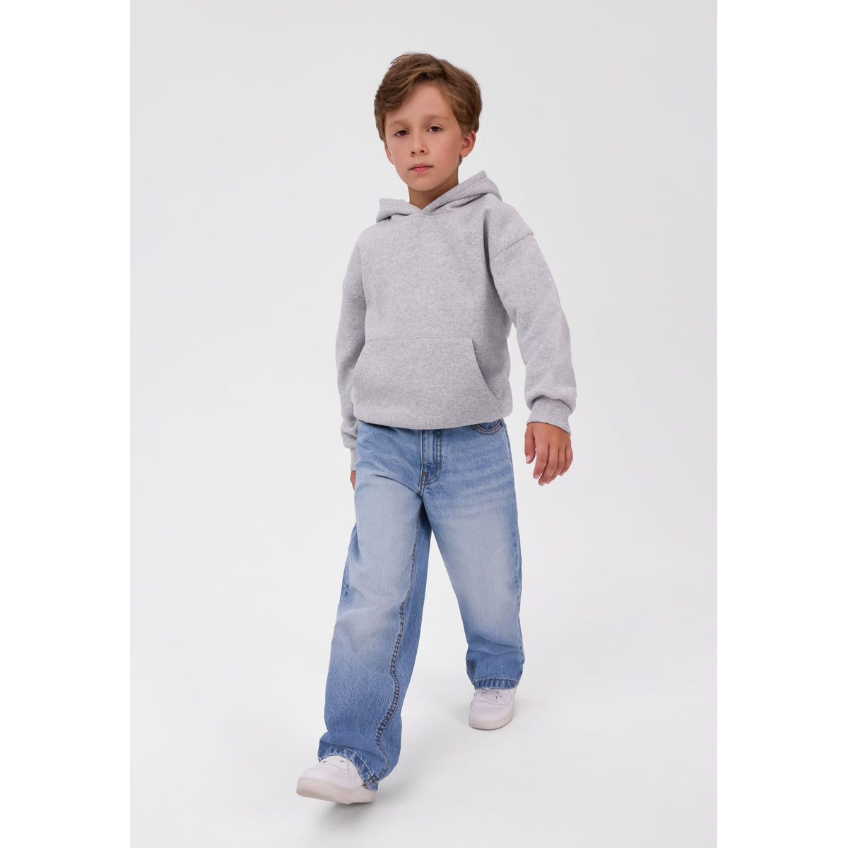 Baggy five-pocket jeans in light blue — complete product view for square Shop card