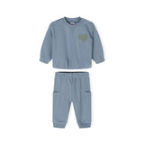 Colour: blue