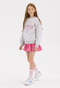 Colour: pink