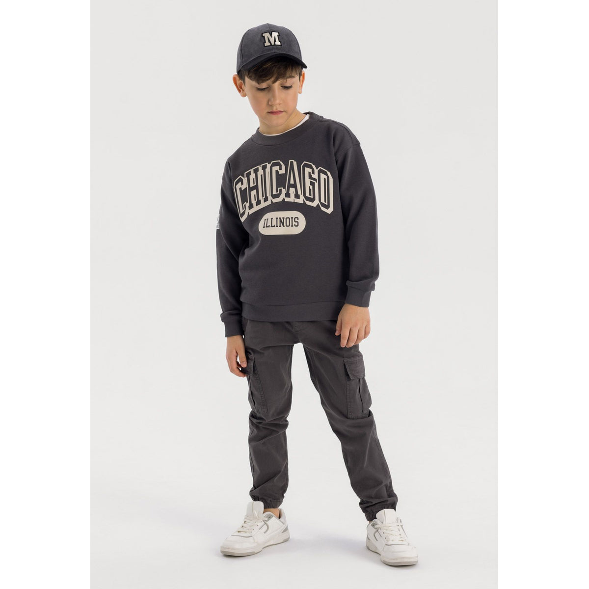 Boys' cargo trousers in dark grey — complete product view for square Shop card