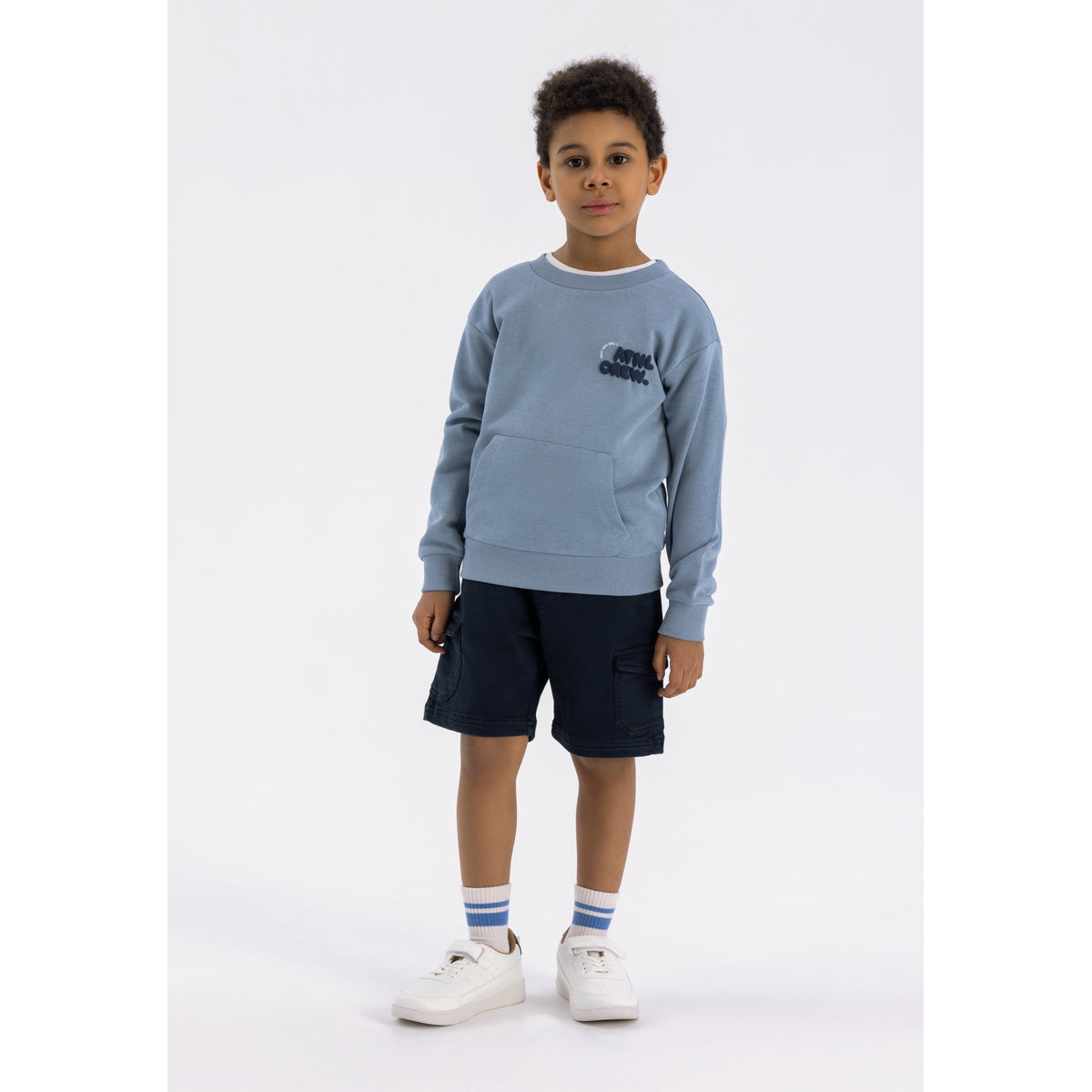 Boys' crew neck sweatshirt in blue-grey — complete product view for square Shop card