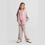 Color: light pink