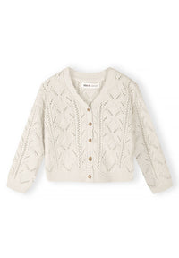 Colour: white