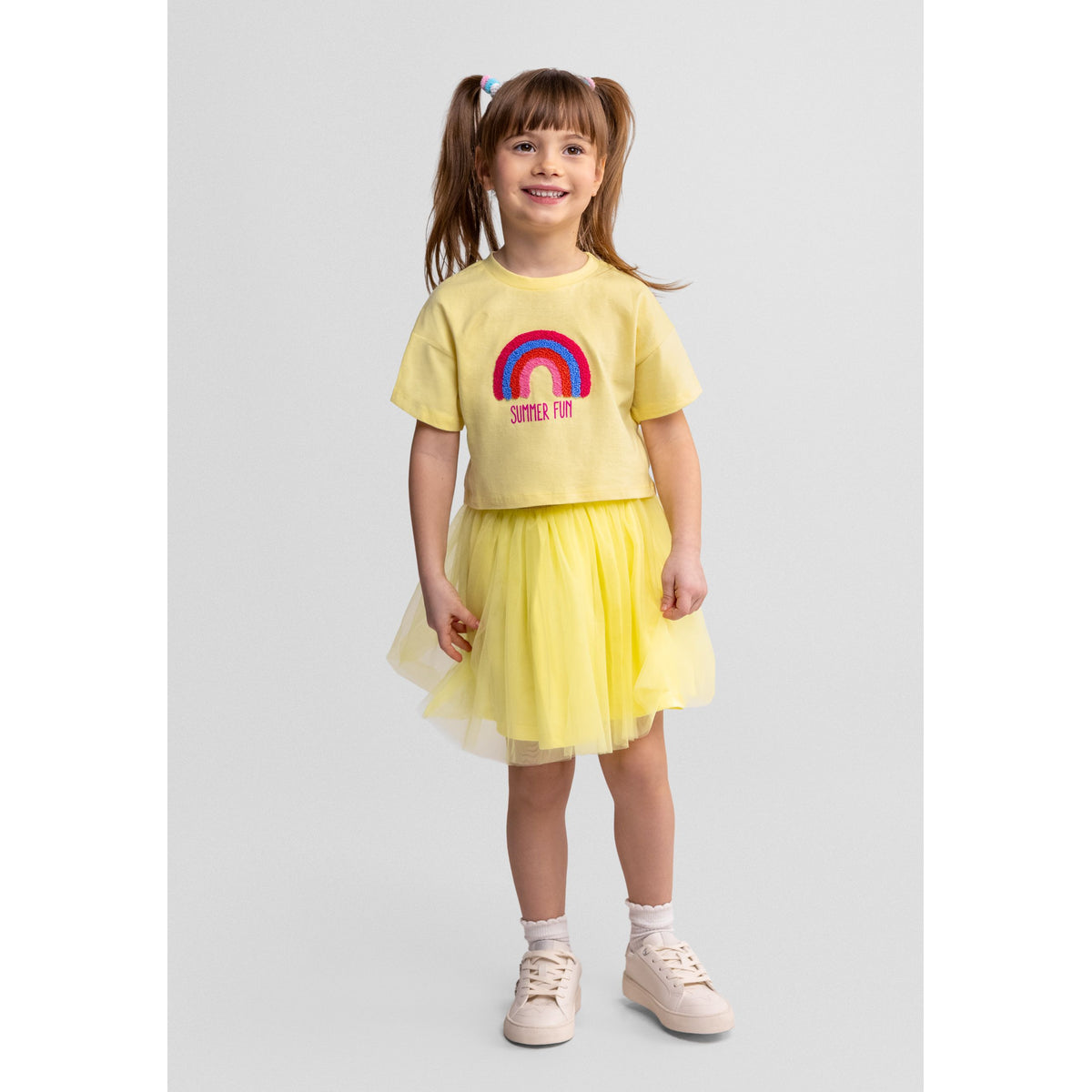 Girls' cropped t-shirt in yellow — complete product view for square Shop card
