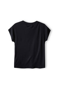 Colour: black