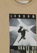 Boys 5 pack round neck long sleeve t shirts with prints 2-14y beige featuring skateboard graphics and urban visuals. Soft fabric ensures comfort.