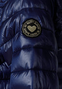 Pikowana kurtka z kapturem i suwakiem