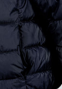 Kurtka z odpinanym kapturem i ukrytymi kieszeniami