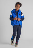 Bezrękawnik z kapturem i gumową naszywką