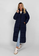 Długa pikowana kurtka zimowa z kapturem i suwakami
