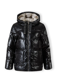 Color: Negro