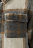 Ocieplana kurtka koszulowa w kratę