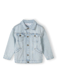 Color: Denim azul claro