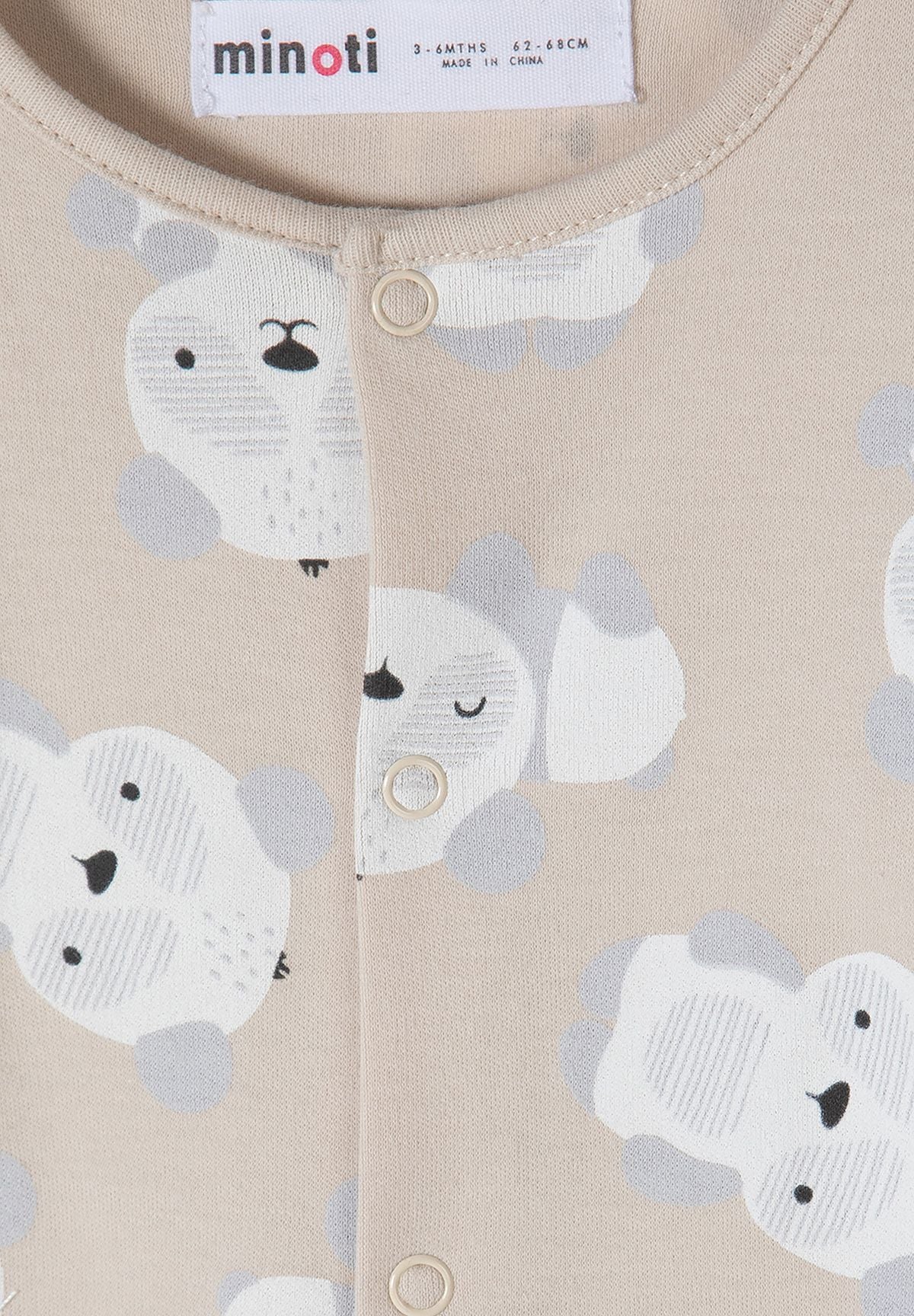 Babybeige 5-delige cadeauset met berenprint, detail van de berenprint.