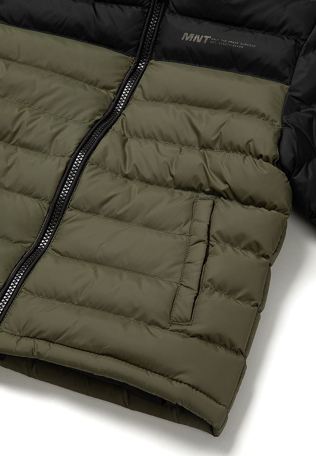 Boys' khaki puffer jacket with contrast black yoke and sleeves – Minoti 33COAT257, 11