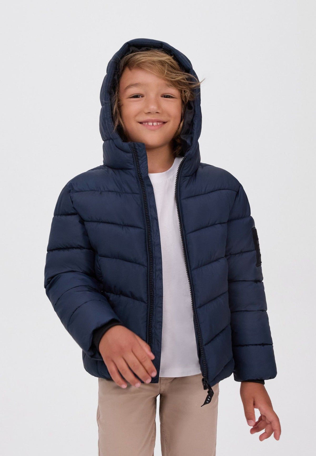 Boys' navy quilted puffer jacket with zipped welt pockets – Minoti 33COAT504, 3