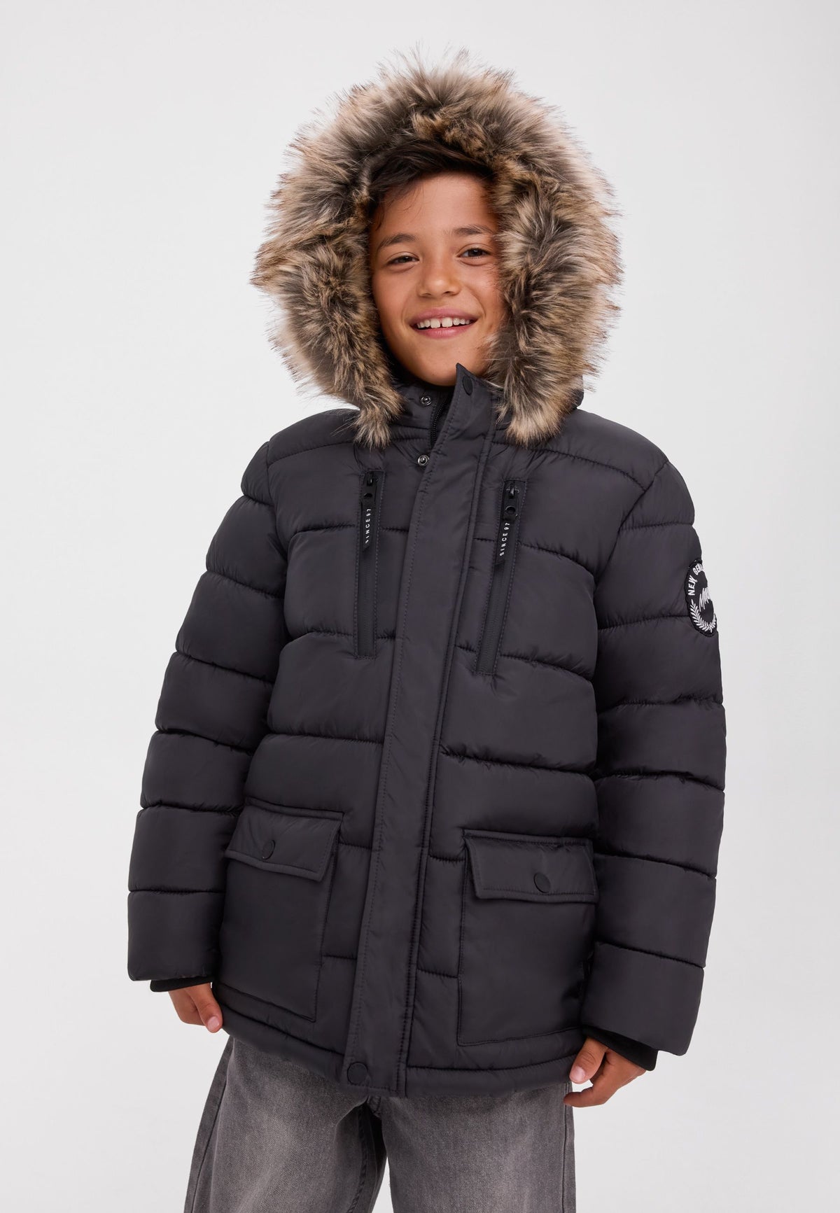 Boys' charcoal parka jacket with a faux fur trimmed hood – Minoti 33COAT506, 2