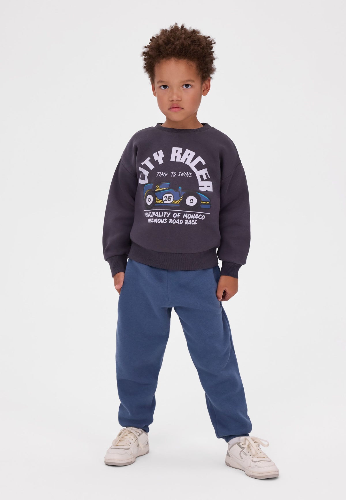 Bedruckte Sweatshirts für Jungen in Blau und Anthrazit (2er-Pack), Modellansicht von vorne.