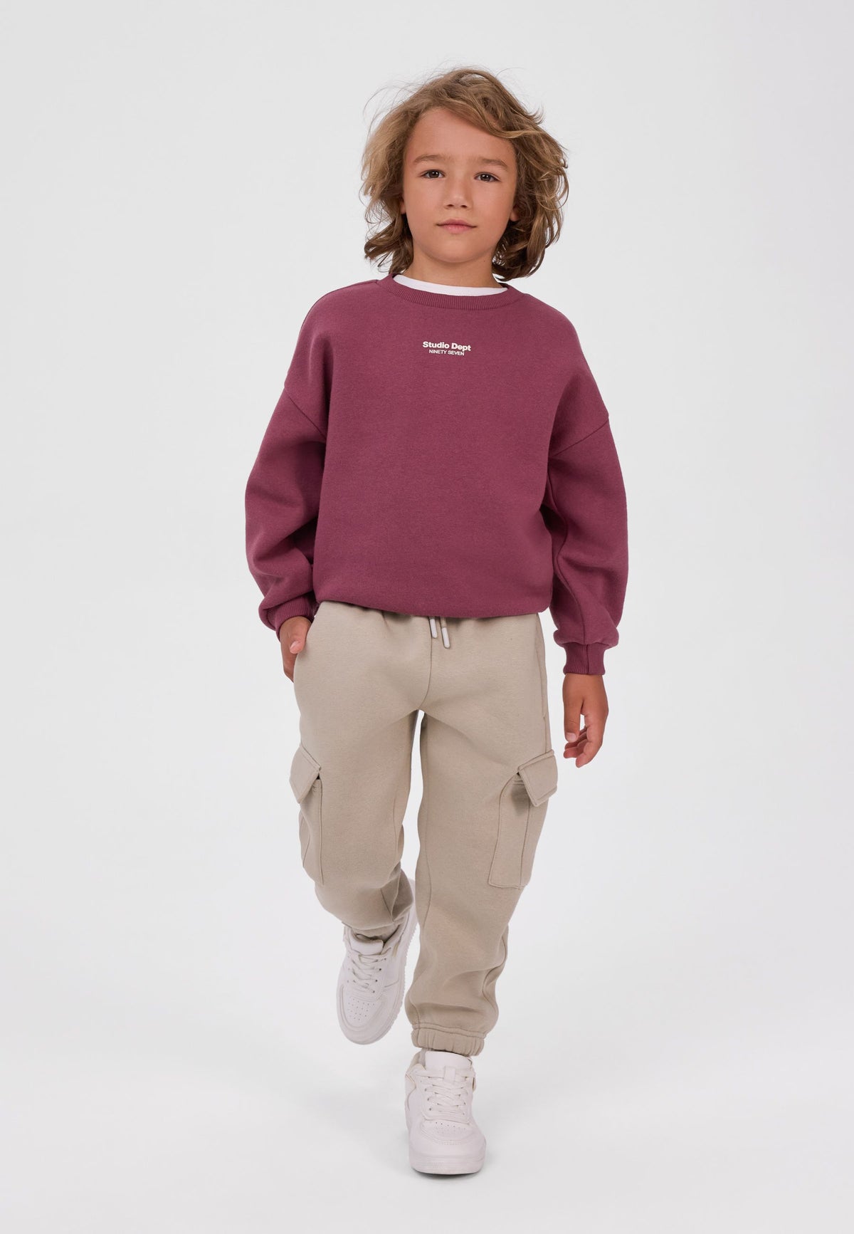 Kinder-sweatshirts met print in bordeauxrood en blauw (set van 2), voorkant.