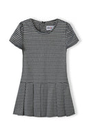 Sukienka w pepitkę ze spódnicą z zakladkami