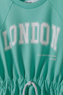 Sukienka z aplikacją