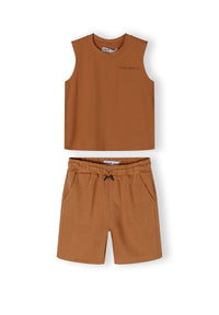 Colour: tan