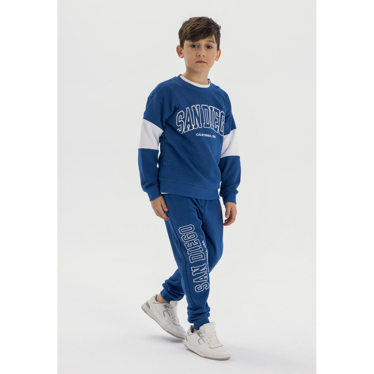 Boys' sweatshirt and joggers set in blue and white — complete product view for square Shop card