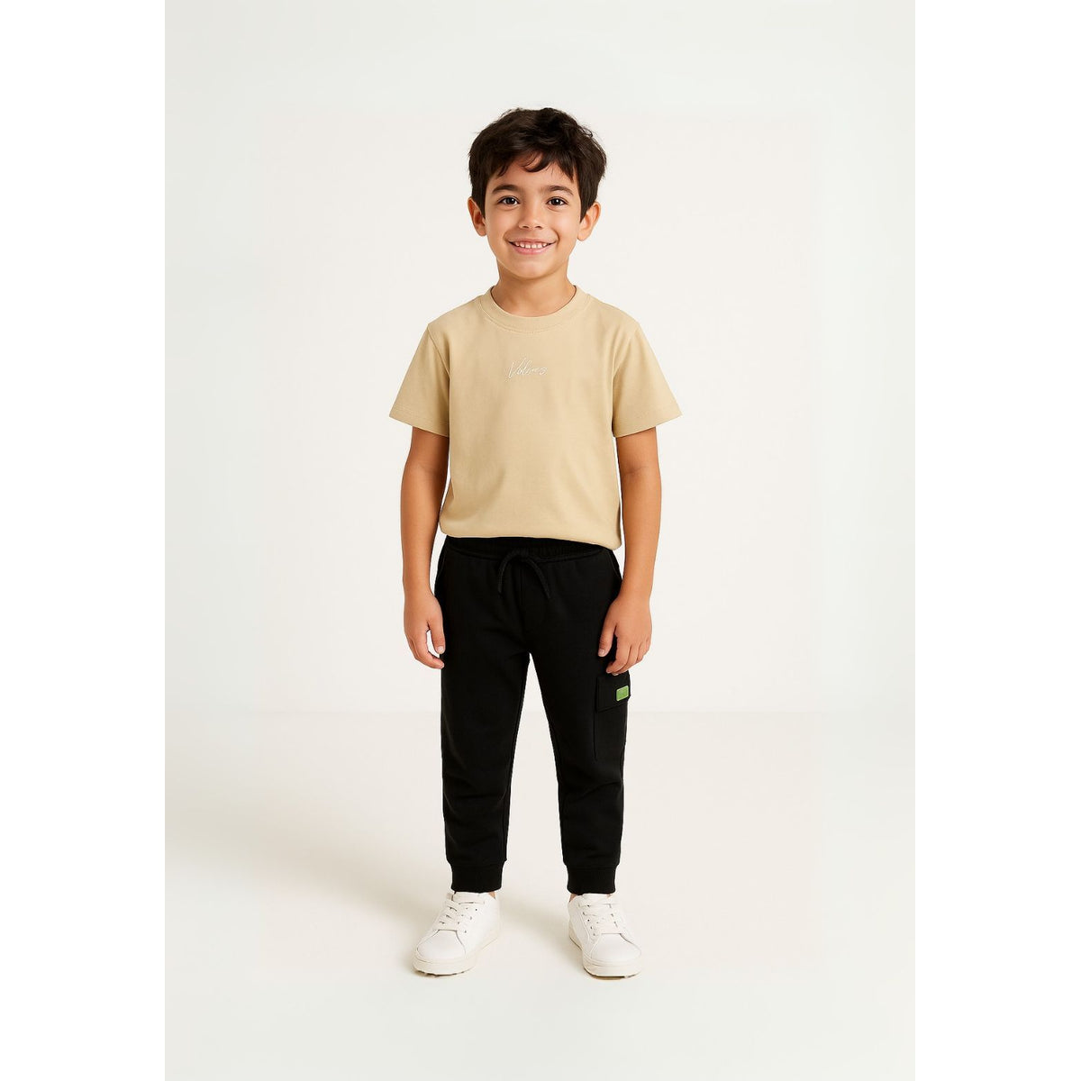 Boys' t-shirt and cargo joggers set in beige and black — complete product view for square Shop card