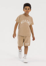 Farbe: Sand