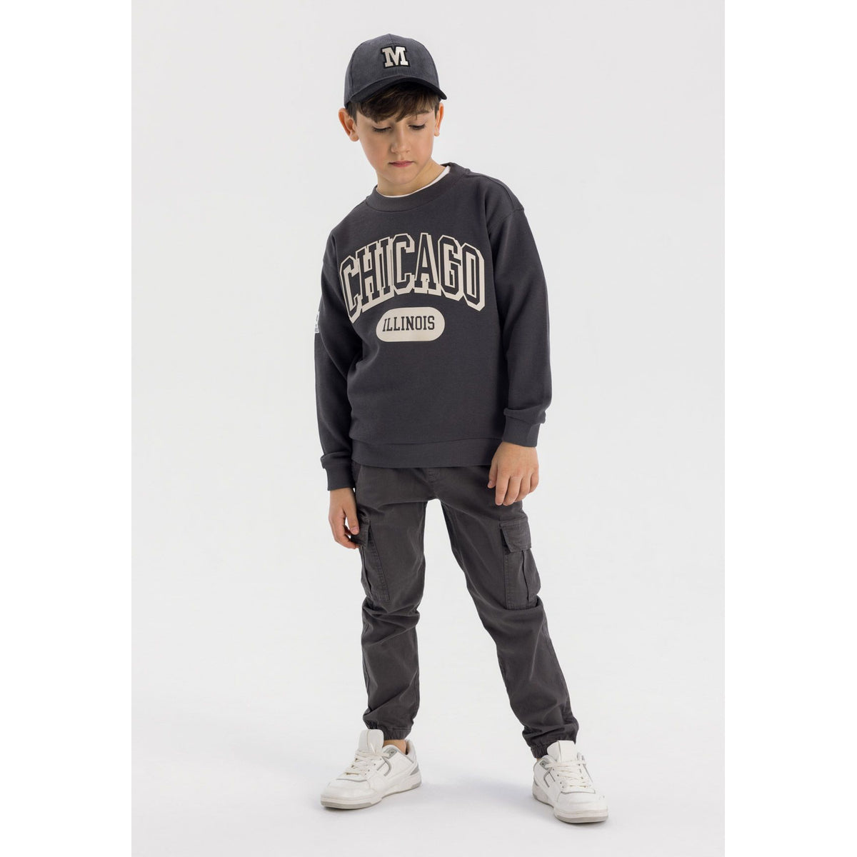 Boys' crew neck sweatshirt in charcoal — complete product view for square Shop card