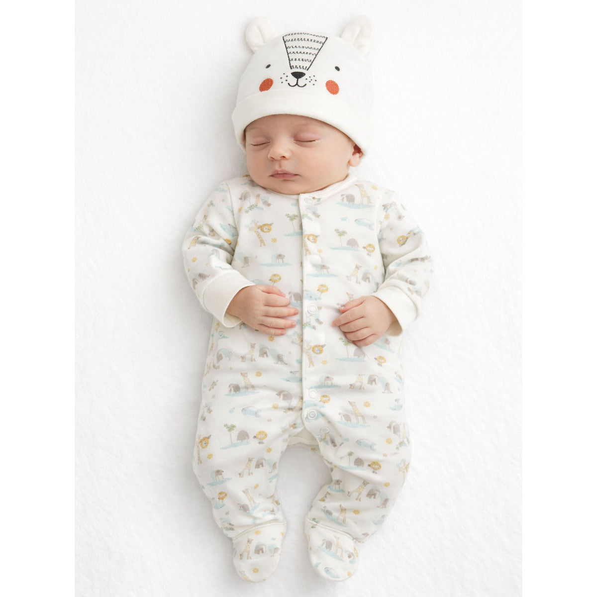 Baby gift set in cream — complete product view for square Shop card