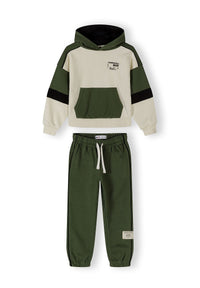 Colour: khaki