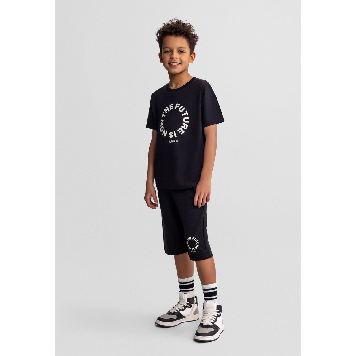 Boys' t-shirt and shorts set in black — complete product view for square Shop card