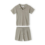 Kolor: khaki