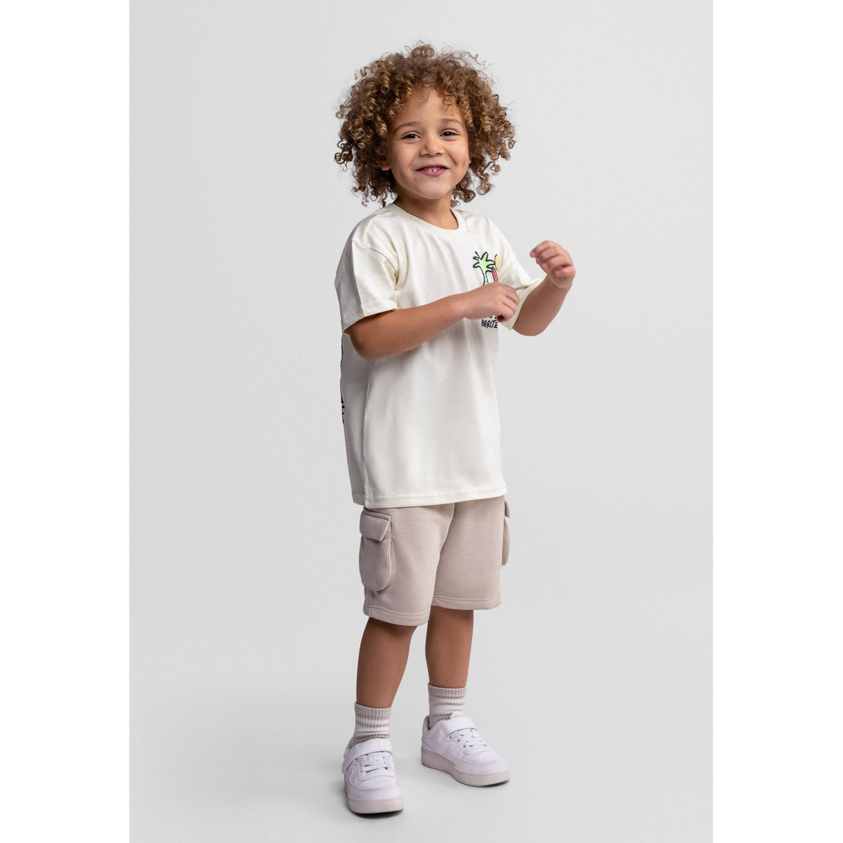 Boys' t-shirt and cargo shorts set in cream and beige — complete product view for square Shop card
