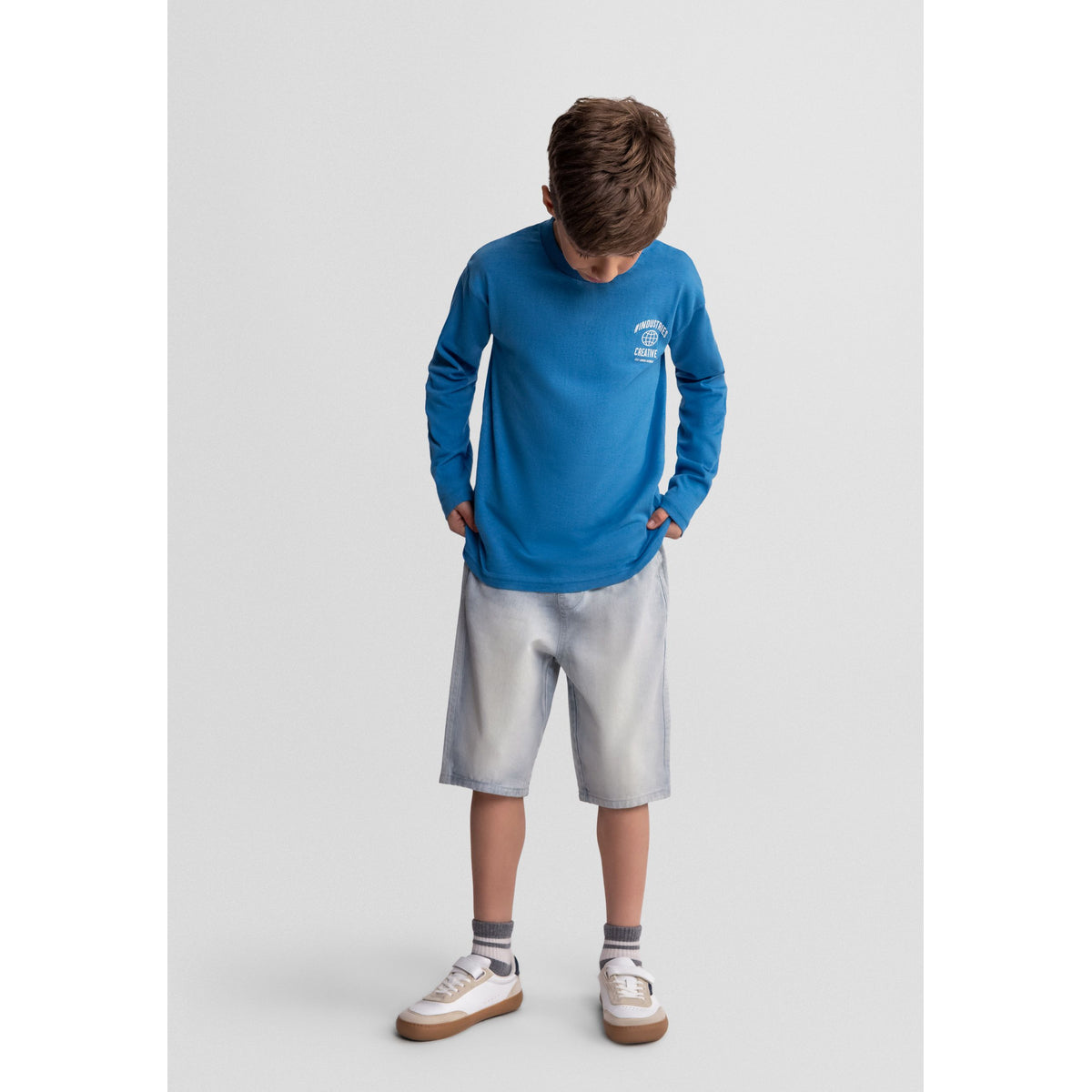 Boys' denim shorts 2-pack in pale blue and blue — complete product view for square Shop card