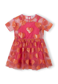 Colour: pink