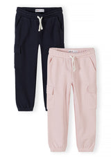 Colour: light pink