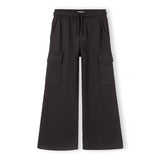 Colour: black