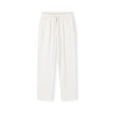 Colour: off-white