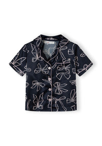 Colour: dark blue