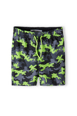 Colour: light green