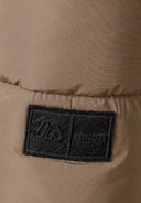 Beige boys padded jacket with Minoti embossed label stitched on